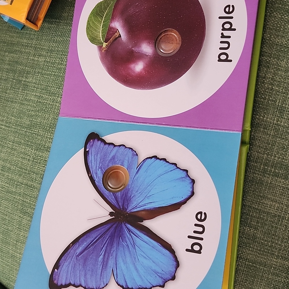 Melissa & Doug Poke-A-Dot! Book Set - Picture 5 of 6